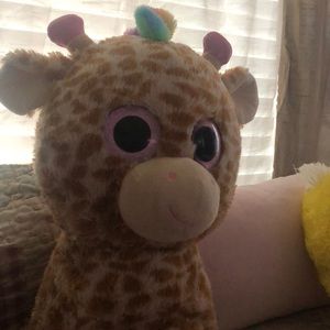 Meet your Posher, Carmen